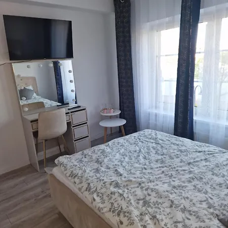 Złota Madam Jastarnia