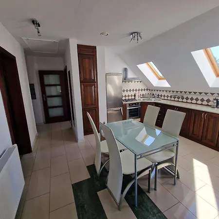 Złota Madam Jastarnia