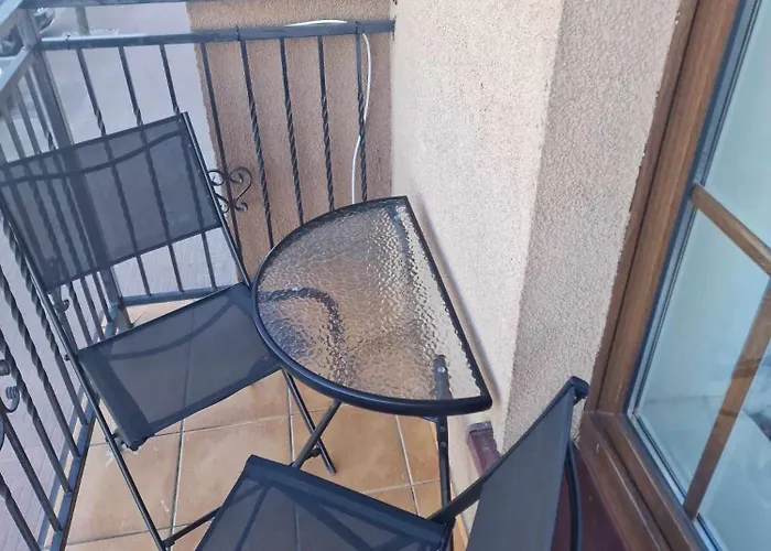 Zlota Madam Jastarnia