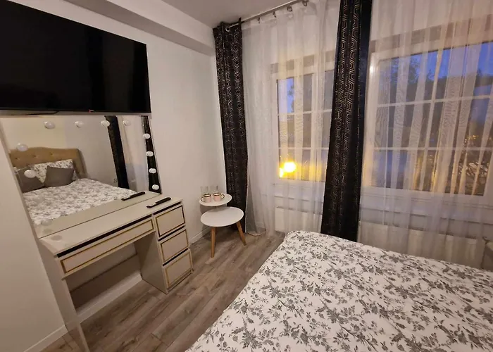 Zlota Madam * Jastarnia